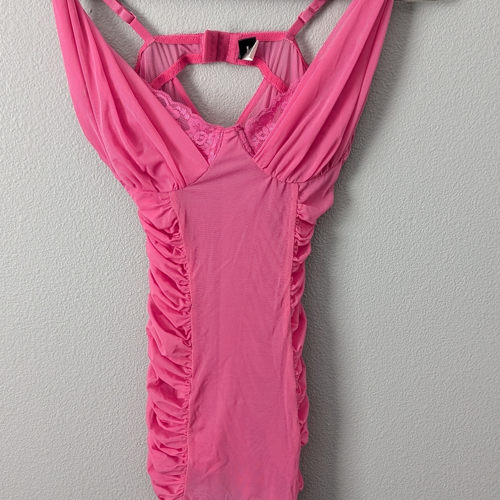 Elegant Pink Women's Nightgown